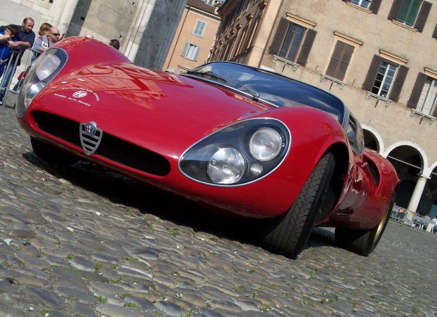  Alfa Romeo Tipo 33 Stradale 1967 года  (фото 20 из 30)
